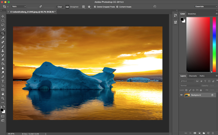 Content Aware Crop pada Photoshop